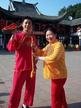 闹春莲萧舞起来 第25集